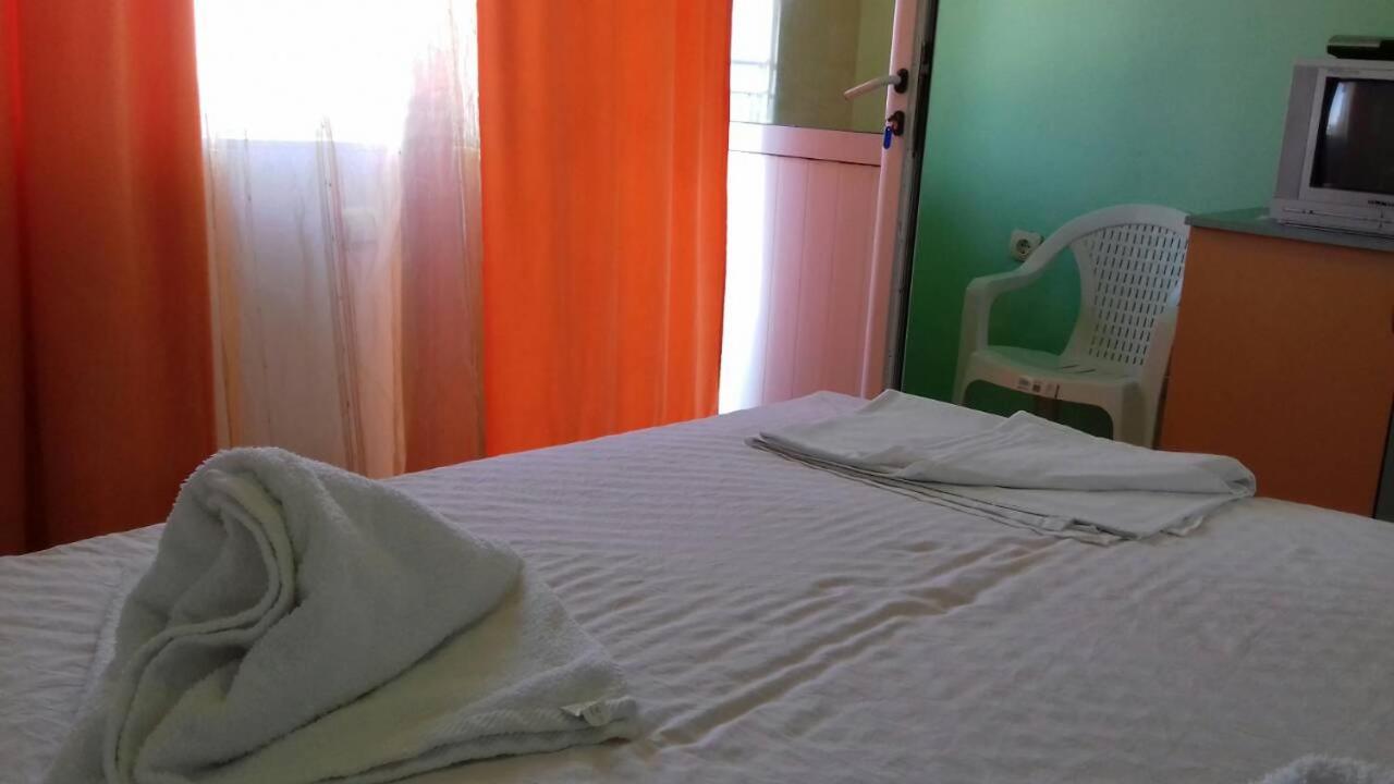 Hotel Complex Exotica Lozenets Esterno foto